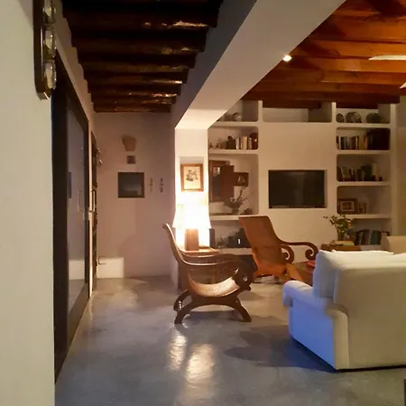 Villa Encantadora Casa Ibicenca
